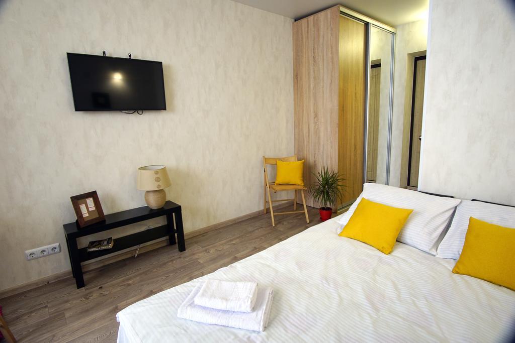 54A Tselinogradskaia Str At Alekseevka Underground Charków Zewnętrze zdjęcie