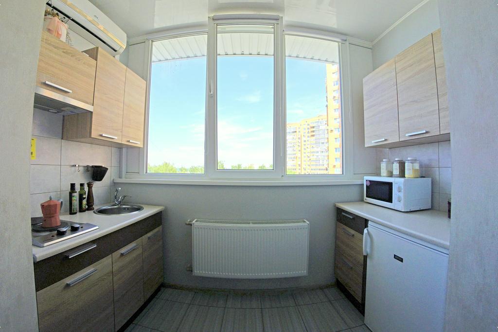 54A Tselinogradskaia Str At Alekseevka Underground Charków Zewnętrze zdjęcie