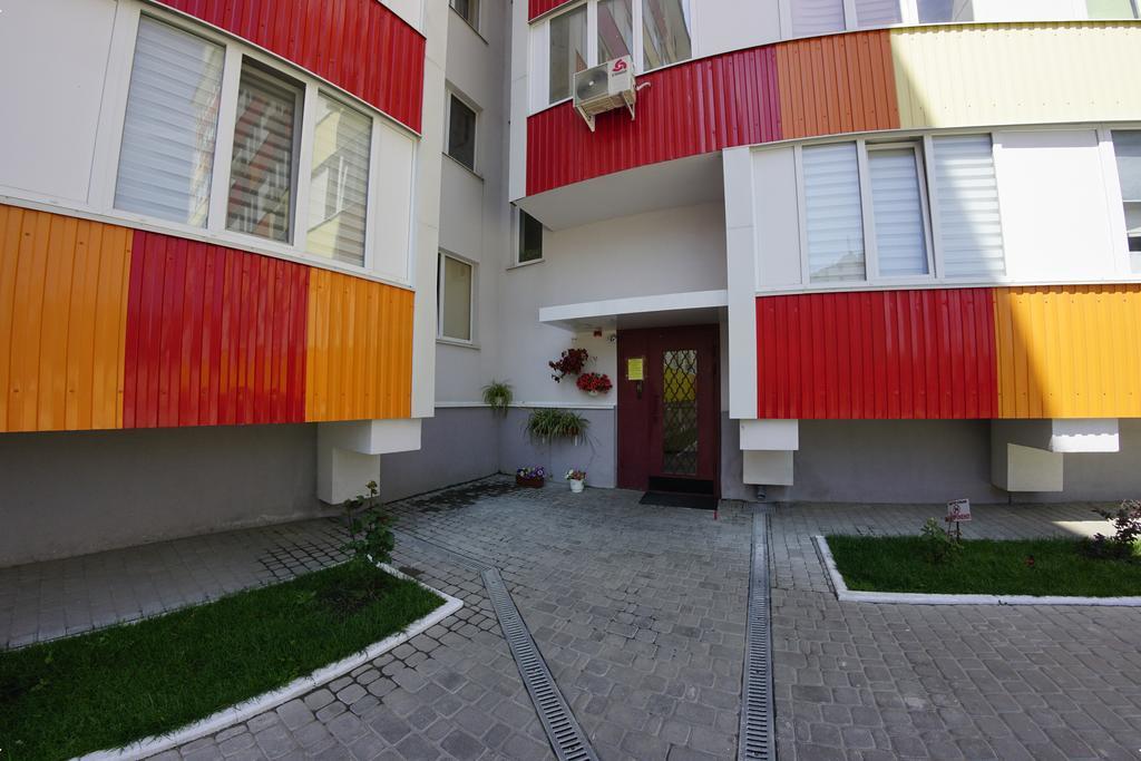 54A Tselinogradskaia Str At Alekseevka Underground Charków Zewnętrze zdjęcie