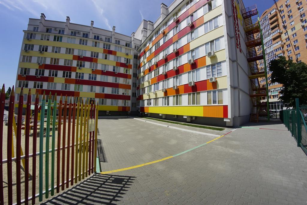 54A Tselinogradskaia Str At Alekseevka Underground Charków Zewnętrze zdjęcie